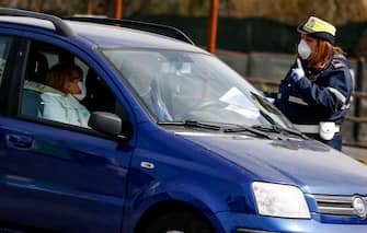 Emergenza Coronavirus a Roma, i controlli da parte della polizia municipale