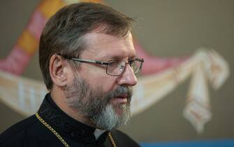 epa09454561 Ukrainian Greek Catholic Major Archbishop of Kyiv-Galicia Sviatoslav Shevchuk attends vespers held after a meeting of European Greek Catholic bishops on the sideline of the 52nd International Eucharistic Congress in the Greek Catholic church in Godollo, Hungary, 07 September 2021 ( issued 08 September 2021).  EPA/Balazs Mohai HUNGARY OUT