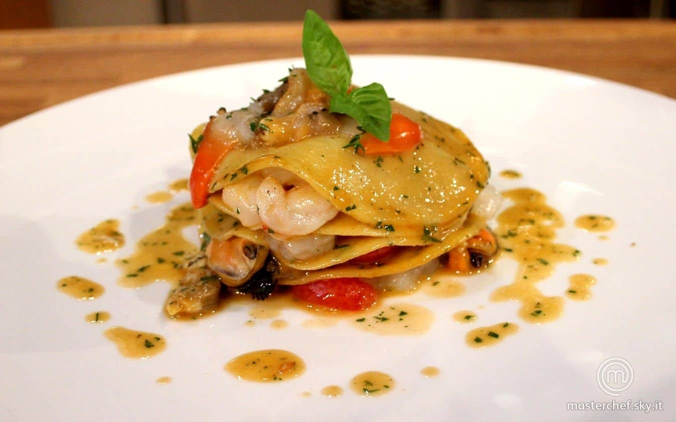 Milllefoglie di pasta al sapore di mare