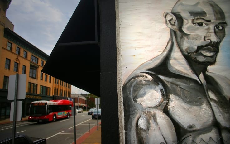 Murales dedicato ad Hagler nella Main Street di Brockton, città dove ha iniziato a praticare il pugilato