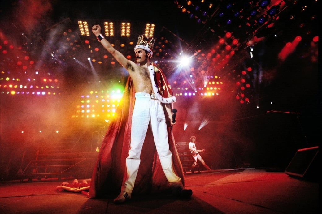 ©Denis_O’Regan_(www.denis.uk)_CAPTION_Freddie_Mercury_Queen_-_Wembley_Stadium_1986_Photograph_by_©Denis_O’Regan.jpg