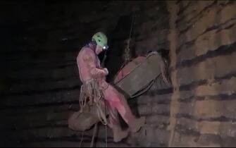 Salvataggio speleologa