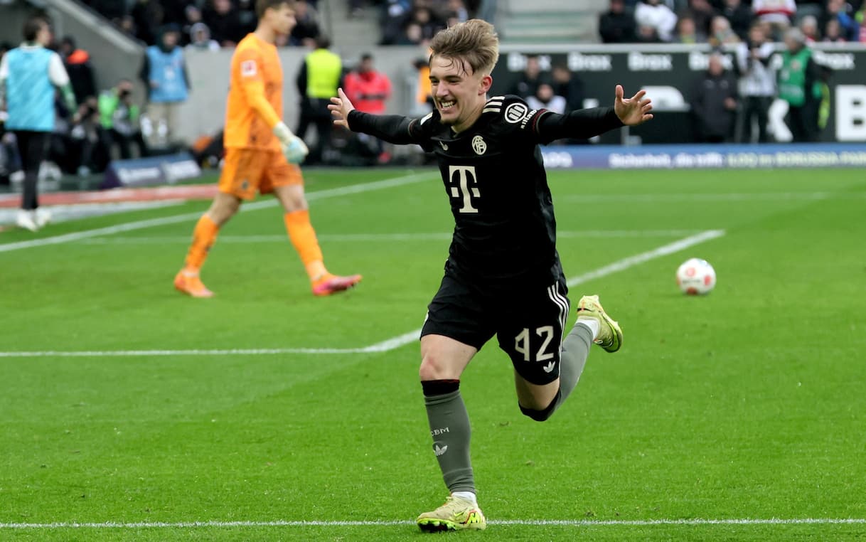 https://static.sky.it/editorialimages/89d9b8cb68da62aaad081f48310a06839843bc83/skysport/it/calcio/bundesliga/2025/11/07/lennart-karl-bayern-monaco-chi-e/karl_ANSA_bayern_monaco_copertina.jpg?im=Resize,width=1218