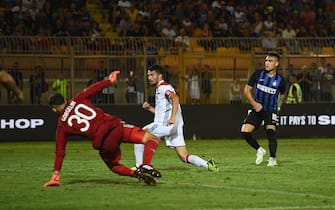 LECCE, ITALY - AUGUST 04:  Lautaro MartÃ­nez of FC Internazionale scores the opening goal during the International Champions Cup 2018 match between FC Internazionale and Olympique Lyonnais at Stadio Via del Mare on August 4, 2018 in Lecce, Italy.  (Photo by Claudio Villa - Inter/FC Internazionale via Getty Images )