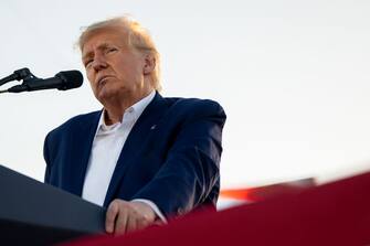 WACO, TEXAS - MARCH 25: Former U.S. President Donald Trump speaks during a rally at the Waco Regional Airport on March 25, 2023 in Waco, Texas. Former U.S. president Donald Trump attended and spoke at his first rally since announcing his 2024 presidential campaign. Today in Waco also marks the 30 year anniversary of the weeks deadly standoff involving Branch Davidians and federal law enforcement. 82 Davidians were killed, and four agents left dead. (Photo by Brandon Bell/Getty Images)