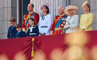 La famiglia reale sul balcone di Buckingham Palace