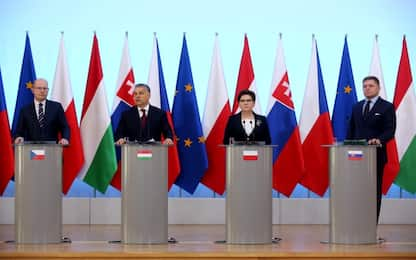 Paesi Visegrad: no al "ricatto" dell'Ue sui migranti