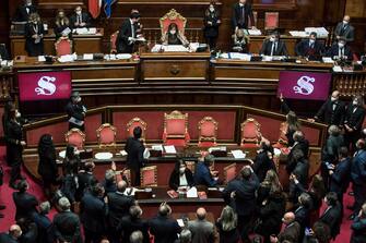 Senato - Comunicazioni del Presidente del Consiglio Giuseppe Conte sulla situazione politica