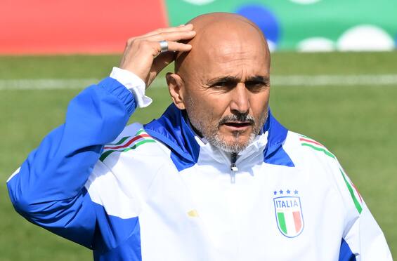 欧州選手権でのイタリア、クロアチアに先立って出場停止に