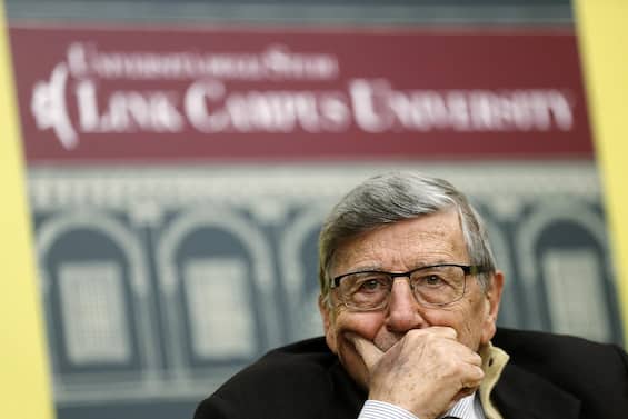 Esami facili alla Link Campus University, condannato a 5 anni ex ministro Vincenzo Scotti