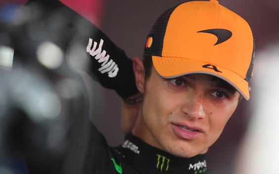 https://static.sky.it/editorialimages/8c108b25de9d4470ff386c63a71144d645b489e1/skysport/it/motori/formula-1/video/2025/07/28/f1-gp-belgio-norris-batteria-commento-bobbi-video/f1_ipa_norris_2025.jpg?im=Resize,width=565