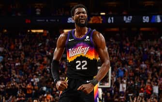 PHOENIX, AZ - MAY 10: Deandre Ayton #22 of the Phoenix Suns celebrates against the Dallas Mavericks during Game 5 of the 2022 NBA Playoffs Western Conference Semifinals on May 10, 2022 at Footprint Center in Phoenix, Arizona. NOTE TO USER: User expressly acknowledges and agrees that, by downloading and or using this photograph, user is consenting to the terms and conditions of the Getty Images License Agreement. Mandatory Copyright Notice: Copyright 2022 NBAE (Photo by Barry Gossage/NBAE via Getty Images)