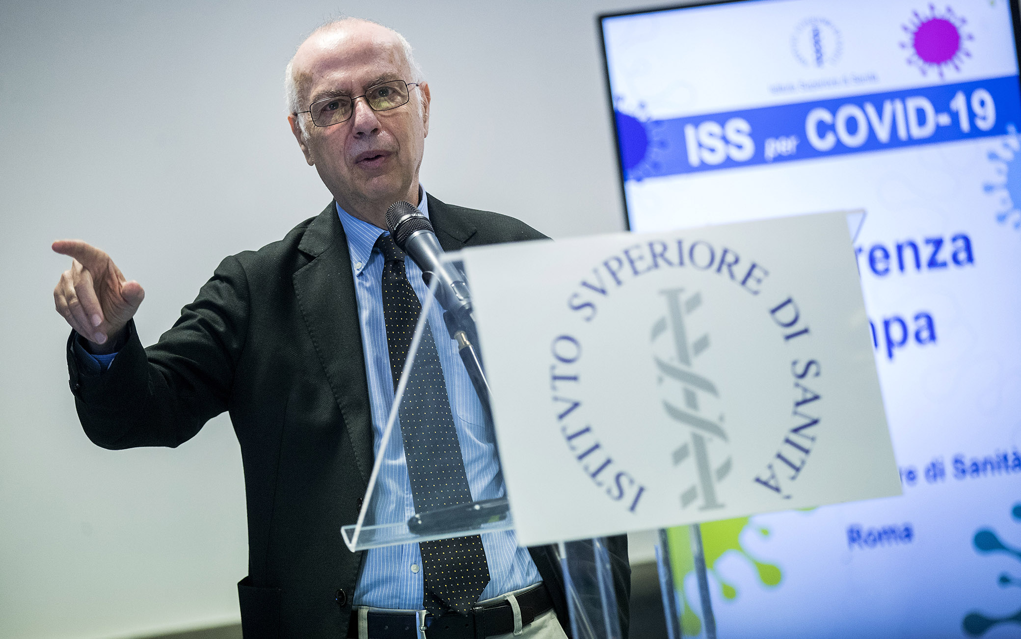 Istituto Superiore di Sanità, conferenza stampa su andament