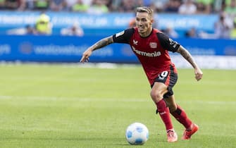 Alejandro Grimaldo (Bayer 04 Leverkusen, #20). Leverkusen, Fussball 1.Bundesliga / 4. Spieltag, Spieltag 4,
Bayer 04 Leverkusen - VfL Wolfsburg, 22.09.2024, BayArena, Leverkusen.
#DFL regulations prohibit any use of photographs as image sequences and/or quasi-video #