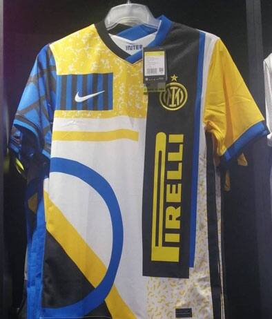 Inter la quarta maglia 2020 21 le anticipazioni di Footy Headlines Sky Sport