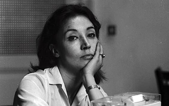 Oriana Fallaci la storia della giornalista e inviata di guerra FOTO