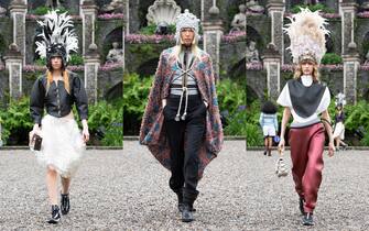 sfilata di Louis Vuitton isola bella lago maggiore