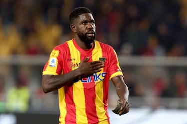 LECCE, ITALY - JANUARY 04: Samuel Umtiti of Lecce celebrates after the Serie A match between US Lecce and SS Lazio at Stadio Via del Mare on January 04, 2023 in Lecce, Italy. (Photo by Maurizio Lagana/Getty Images)