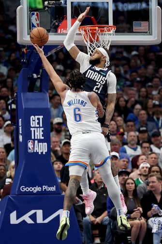 DALLAS, TEXAS - MAY 13: Daniel Gafford #21 of the Dallas Mavericks blocks Jaylin Williams #6 of the Oklahoma City Thunder  against during the first quarter in Game Four of the Western Conference Second Round Playoffs at American Airlines Center on May 13, 2024 in Dallas, Texas. NOTE TO USER: User expressly acknowledges and agrees that, by downloading and or using this photograph, User is consenting to the terms and conditions of the Getty Images License Agreement. (Photo by Tim Heitman/Getty Images)
