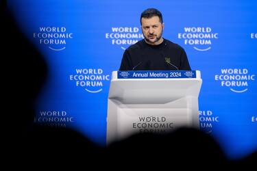 epa11082637 Ukraine's President Volodymyr Zelensky speaks during a plenary session in the Congress Hall at the 54th annual meeting of the World Economic Forum (WEF) in Davos, Switzerland, 16 January 2024. The meeting brings together entrepreneurs, scientists, corporate and political leaders in Davos under the topic 'Rebuilding Trust' from 15 to 19 January.  EPA/GIAN EHRENZELLER