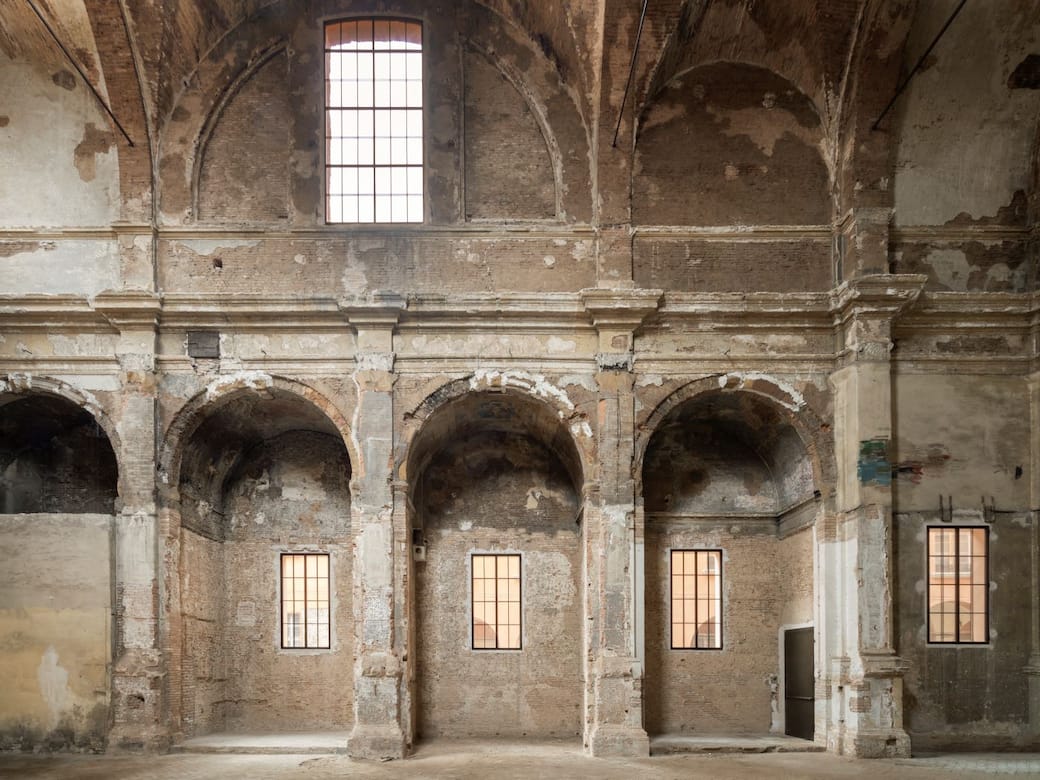 Bologna, ex chiesa San Barbaziano, Finestre via Barberia interno. Ph. Alessandro Saletta-DSL studio