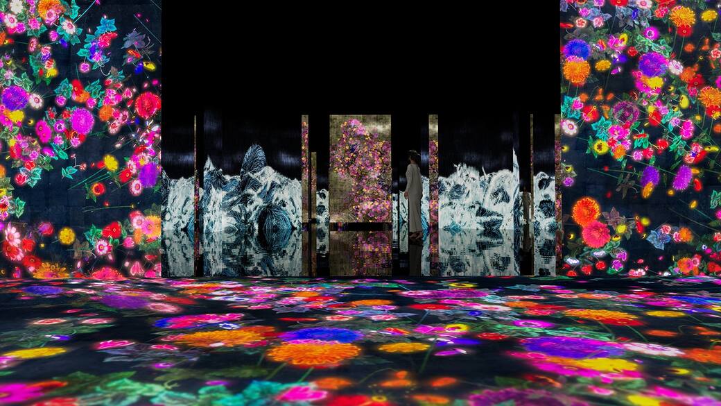 Impermanent_Flowers_Floating_in_an_Eternal_Sea_braz_santander_oblong_1.jpg