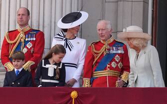La famiglia reale sul balcone di Buckingham Palace