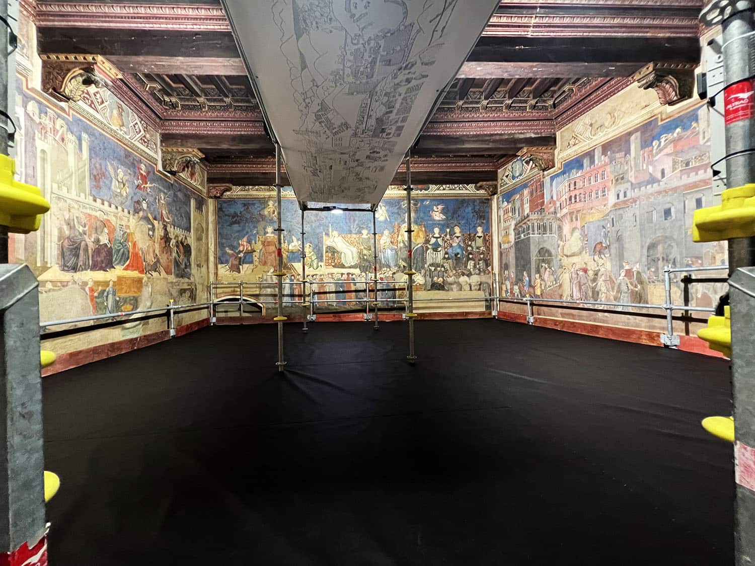 Cantiere_restauro_Buongoverno_Siena_B.jpg