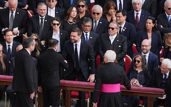 JD Vance alla cerimonia di insediamento di papa Leone XIV