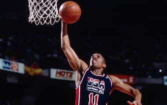 TORONTO - AUGUST 7: Kevin Johnson #11 of the USA Senior Men's National Team against the Brazil Senior Men's National Team during the 1994 World Championships of Basketball on August 7, 1994 at the Toronto Skydome in Toronto, Ontario, Canada. The United States defeated Brazil 105-82. NOTE TO USER: User expressly acknowledges and agrees that, by downloading and or using this photograph, User is consenting to the terms and conditions of the Getty Images License Agreement. Mandatory Copyright Notice: Copyright 1994 NBAE (Photo by Nathaniel S. Butler/NBAE via Getty Images)