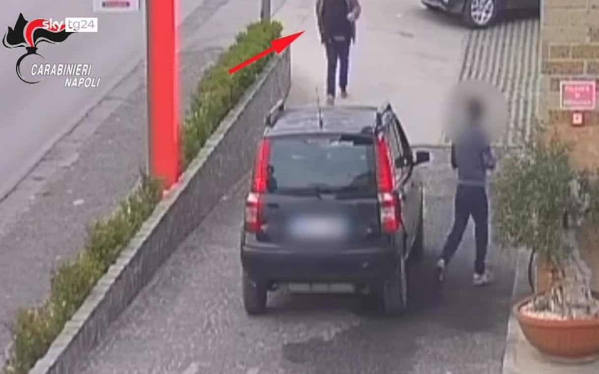 Somma Vesuviana, aggredisce l Somma Vesuviana, aggredisce l