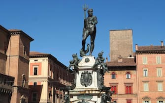 Turisti nel centro di Bologna, 24 Ottobre 2019. ANSA/ GIORGIO BENVENUTI