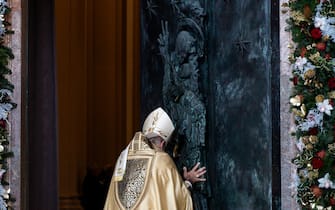 Cardinal Vicar of Rome Baldassarre Reina opens the Holy Door for the Catholic Holy Year of the Jubilee 2025, in the Basilica of St. John Lateran, in Rome,, 29 December 2024. ANSA/ANGELO CARCONI/POOL