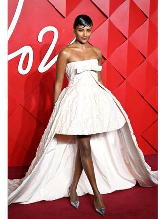 04-fashion-awards-2024-red-carpet-look-ipa - 1