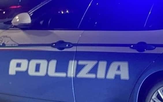 Tivoli, spara da villino e colpisce spettatrice a partita di calcio: 56enne arrestato