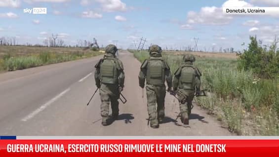 Guerra Ucraina, esercito russo rimuove le mine nel Donetsk