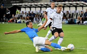 (220615) -- MOENCHENGLADBACH, June 15, 2022 (Xinhua) -- Germany's Timo Werner (R) vies with Italy's Luiz Felipe during the League A Group 3 match between Germany and Italy of 2022 UEFA Nations League in Moenchengladbach, Germany, on June 14, 2022. (Photo by Ulrich Hufnagel/Xinhua) - Ulrich Hufnagel -//CHINENOUVELLE_SIPA.0546/2206150849/Credit:CHINE NOUVELLE/SIPA/2206150935