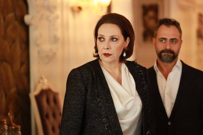 La rosa della vendetta, il cast della serie tv turca | Sky TG24