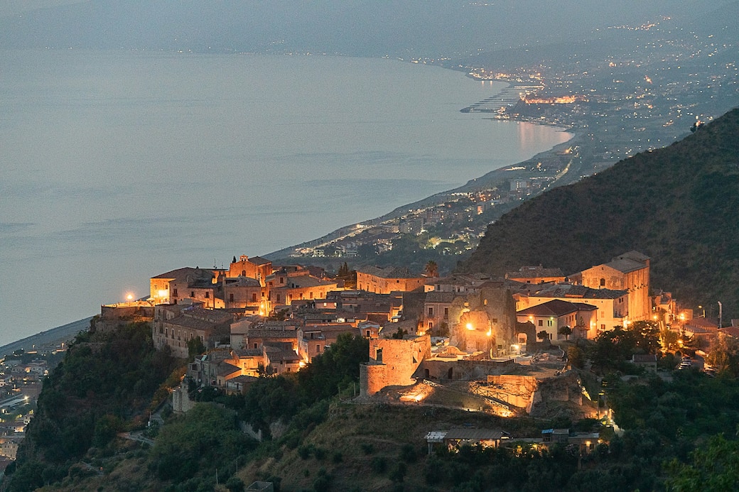 Fiumefreddo_Photo_Festival_-_location_(2).jpg
