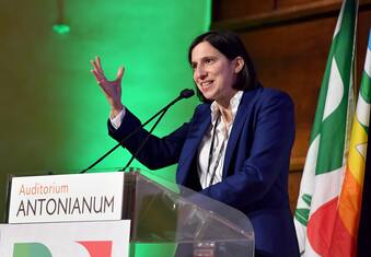 La Segretaria del PD Elly Schlein in occasione dell Assemblea Nazionale del Partito DemocraticoRoma, 14 dicembre 2024. ANSA/FABIO CIMAGLIA