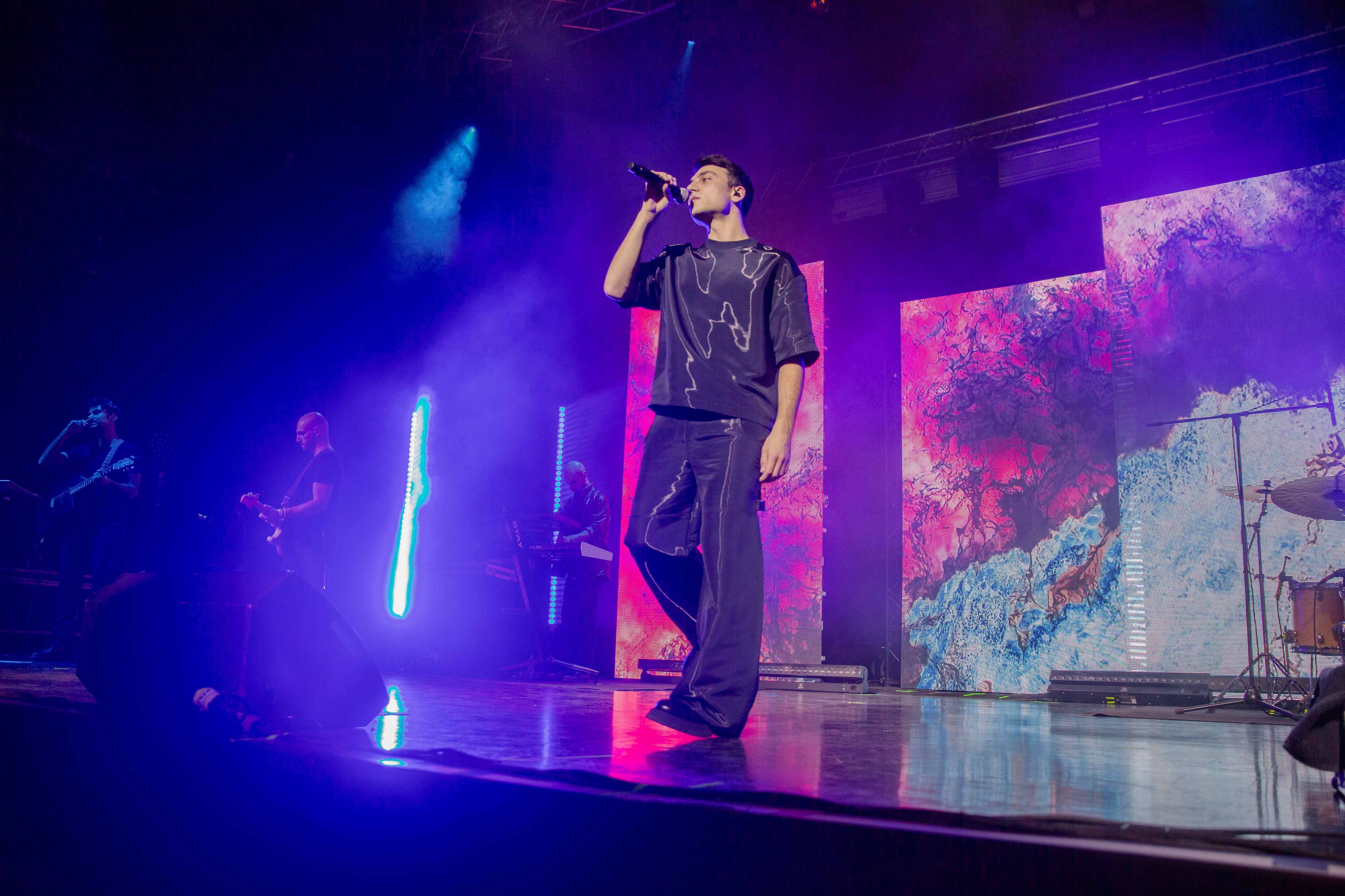 Matteo Paolillo live