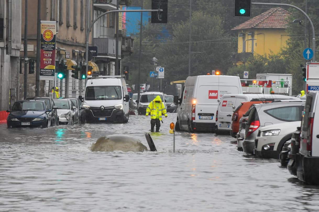 Meteo, allerta maltempo in diverse regioni d