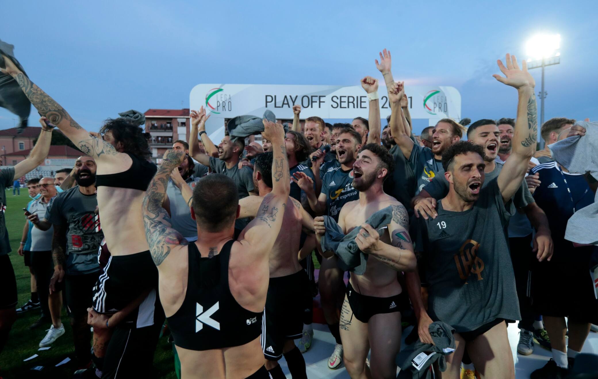 Serie B  Nasce la nuova Serie B 2021-2022: 20 squadre con il