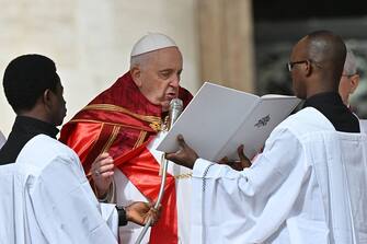 Pope Francis presides over the Palm Sunday mass on April 2, 2023 at St. Peter's square in The Vatican. (Photo by Filippo MONTEFORTE / AFP) (Photo by FILIPPO MONTEFORTE/AFP via Getty Images)