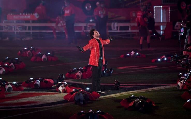 CLICCA PER VEDERE LE FOTO DELL'HALFTIME SHOW 2021