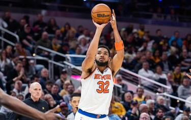 TOWNS DOMINA