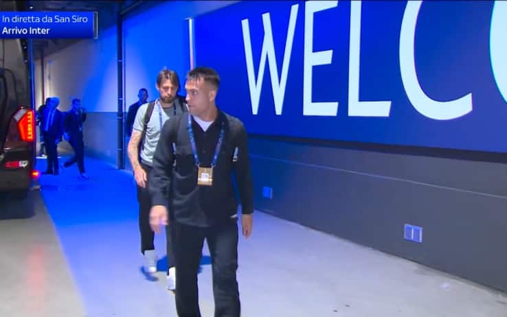 Lautaro all'arrivo a San Siro