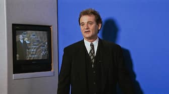 USA. Bill Murray in a scene from the ©Columbia Pictures  film: Groundhog Day (1993). 
Plot: A weatherman finds himself inexplicably living the same day over and over again. 
Ref:  LMK110-J6749-190820
Supplied by LMKMEDIA. Editorial Only.
Landmark Media is not the copyright owner of these Film or TV stills but provides a service only for recognised Media outlets. pictures@lmkmedia.com