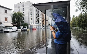 Milano, L’esondazione del fiume Lambro dopo la pioggia e maltempo. Nella foto: la zona Ponte Lambro e Peschiera Borromeo allagata