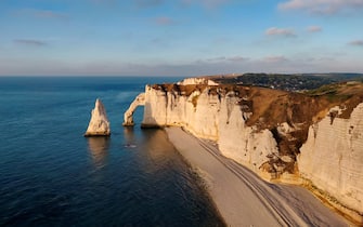 August 27, 2022. Étretat (France). General view of one of the cliffs of Etretat, in Normandy, at sunset.